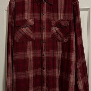 Converse One Star Men’s XL red plaid lined shirt